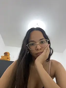 Bab Angel online show from November 28, 2025, 9:37 pm