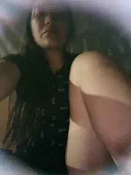 chipu06 online show from March 28, 2026, 8:43 pm