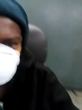 loVbRo1 online show from November 2, 2025, 10:59 pm