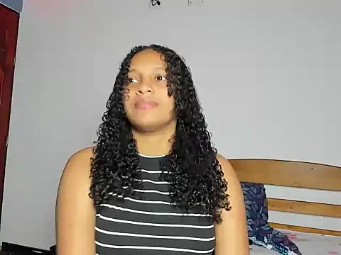 Snapshot of Angel-love02 chatting on October 26, 2025, 5:41 am Angel-love02 online show from October 26, 2025, 5:41 am