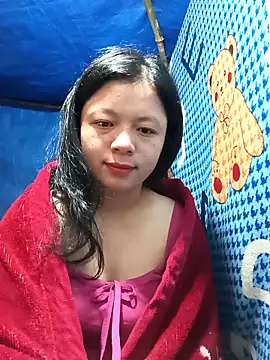 lisa-bae00 online show from November 19, 2025, 10:10 pm