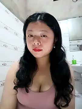 lisa-bae00 online show from February 13, 2026, 11:54 am