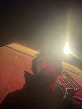 Snapshot of Paapii1098 chatting on February 27, 2026, 9:14 pm Paapii1098 online show from February 27, 2026, 9:14 pm