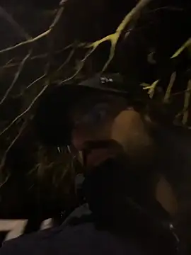 Snapshot of Paapii1098 chatting on February 24, 2026, 10:43 pm Paapii1098 online show from February 24, 2026, 10:43 pm