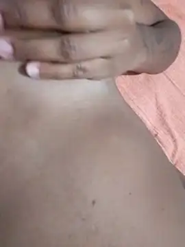 Jennyy31 online show from April 17, 2026, 8:22 pm