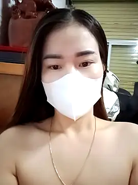 Family-Lovee online show from November 2, 2025, 8:36 pm