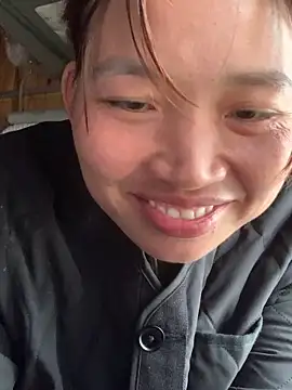 sowbibi online show from October 25, 2025, 4:55 am