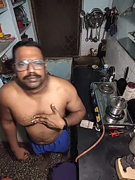 Snapshot of Siranjeevishiva chatting on February 13, 2026, 5:46 pm Siranjeevishiva online show from February 13, 2026, 5:46 pm