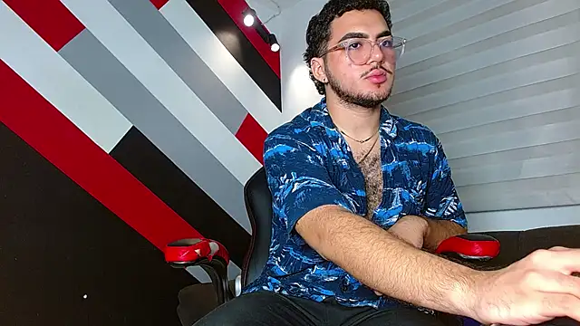 Zac Golden online show from June 2, 2026, 12:16 pm