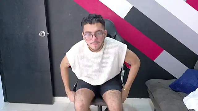 Zac Golden online show from December 15, 2025, 12:27 am