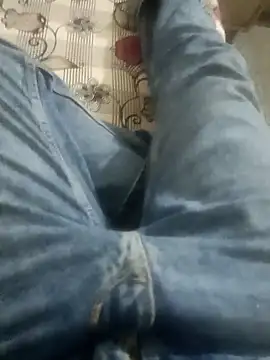 Snapshot of Naina_6999 chatting on October 23, 2025, 4:11 am Naina 6999 online show from October 23, 2025, 4:11 am