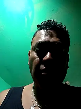 427ferchito online show from December 3, 2025, 9:03 pm