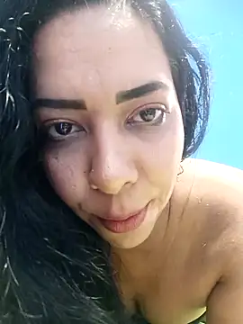 YANKERAPUNZEL online show from November 3, 2025, 4:17 am