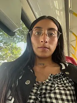 Violeet-Smith online show from December 15, 2025, 9:09 pm