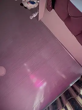 Violeet-Smith online show from March 14, 2026, 1:50 pm