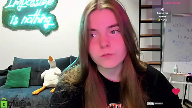 MiraaBloom online show from October 30, 2025, 2:14 pm