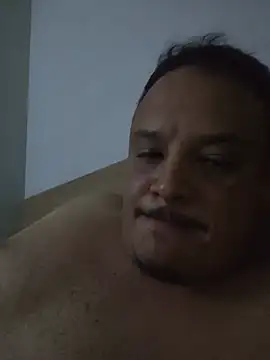 Snapshot of Casalzinhomineiro1 chatting on July 12, 2026, 4:57 am Casalzinhomineiro1 online show from July 12, 2026, 4:57 am