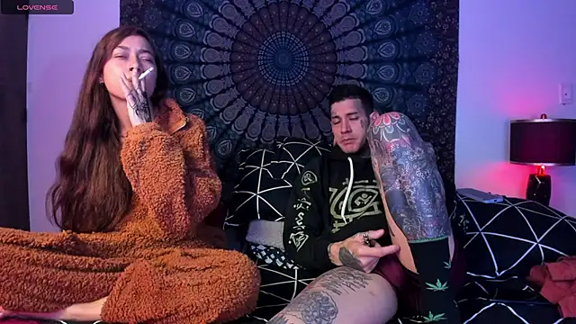 Snapshot of cleoo_jhonny chatting on February 7, 2026, 9:45 pm cleoo jhonny online show from February 7, 2026, 9:45 pm