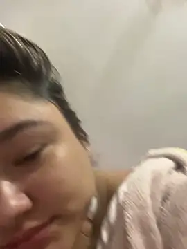 Snapshot of Soouf_ chatting on February 21, 2026, 1:29 am Soouf online show from February 21, 2026, 1:29 am