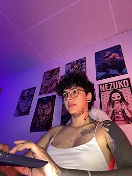 Abby Evanns1 online show from March 19, 2026, 2:39 pm