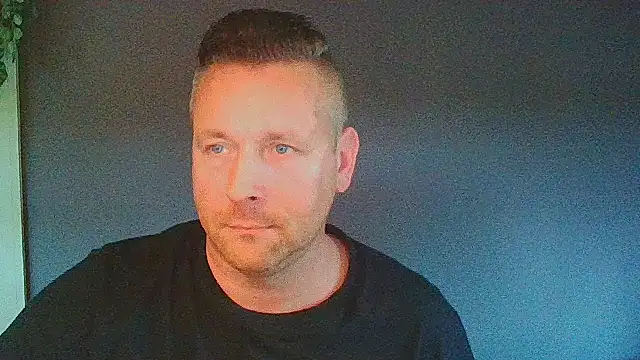 Woody Longbong online show from October 21, 2025, 8:25 am