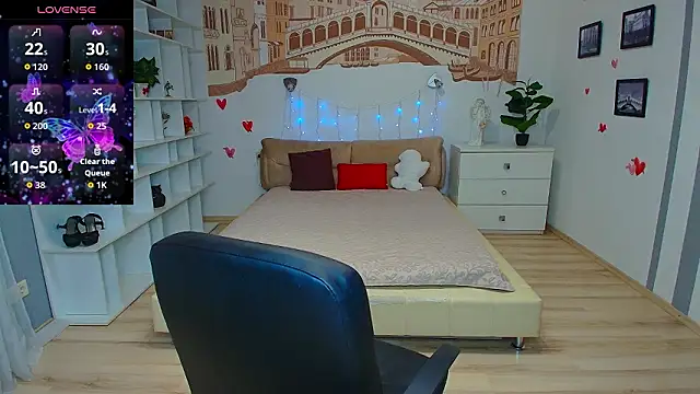 KittyShenson online show from March 26, 2026, 12:36 pm