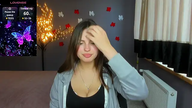 KittyShenson online show from February 11, 2026, 12:49 pm