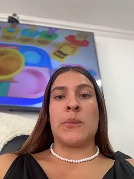 Talia Bonet online show from April 8, 2026, 5:58 pm