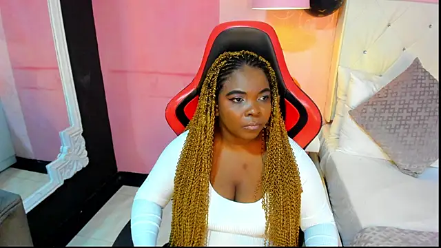 EvaTyson online show from November 1, 2025, 8:03 pm