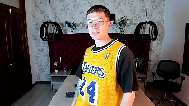 Lil James online show from March 21, 2026, 7:51 pm