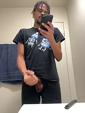 Snapshot of Mrmakeherwet_Tez chatting on November 7, 2025, 11:19 pm Mrmakeherwet Tez online show from November 7, 2025, 11:19 pm