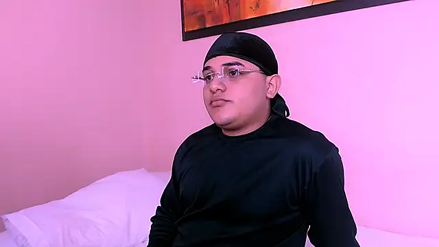 Snapshot of Santo_Pecado_ chatting on October 23, 2025, 1:43 pm Santo Pecado online show from October 23, 2025, 1:43 pm