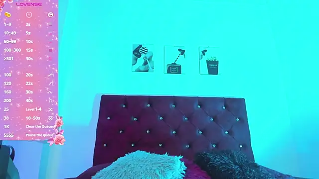 Snapshot of kittymonroe1 chatting on February 18, 2026, 5:42 pm kittymonroe1 online show from February 18, 2026, 5:42 pm