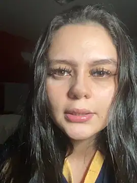 Selena Roa online show from June 9, 2026, 11:50 pm