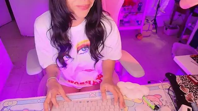 Snapshot of kaithra chatting on December 17, 2025, 11:21 pm kaithra online show from December 17, 2025, 11:21 pm