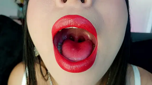 Snapshot of mia_roux1 chatting on February 9, 2026, 9:46 pm mia roux1 online show from February 9, 2026, 9:46 pm