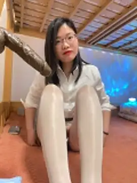 Snapshot of Nlen_baby chatting on February 6, 2026, 2:57 pm Nlen baby online show from February 6, 2026, 2:57 pm