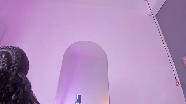 Snapshot of Miss_ambrer_ chatting on February 14, 2026, 8:20 pm Miss ambrer online show from February 14, 2026, 8:20 pm