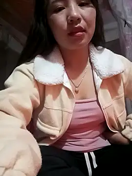 -Lanaa- online show from December 5, 2025, 8:17 pm