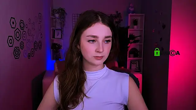 Snapshot of alisabliss chatting on June 4, 2026, 6:56 pm alisabliss online show from June 4, 2026, 6:56 pm