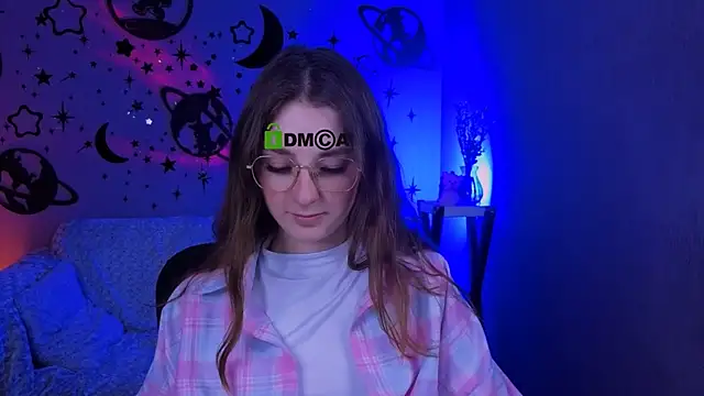 alisabliss online show from April 21, 2026, 7:20 pm