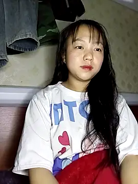 Quynhsumon online show from February 11, 2026, 2:50 pm