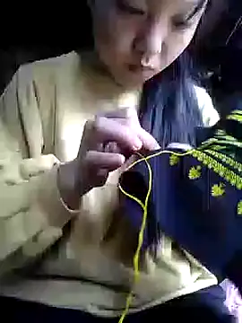 Quynhsumon online show from November 3, 2025, 3:12 am