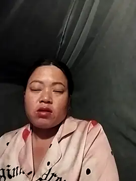 Snapshot of Nadia-a chatting on October 22, 2025, 2:27 pm Nadia-a online show from October 22, 2025, 2:27 pm