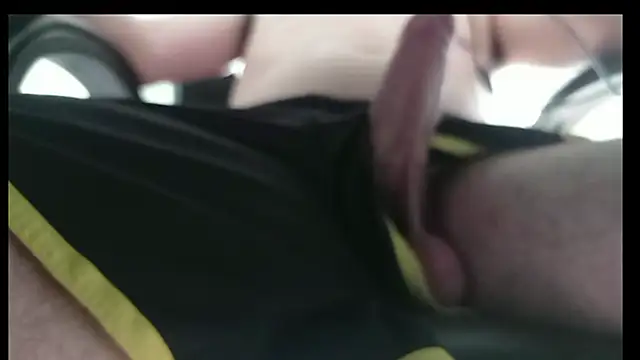 Snapshot of zomboy9800 chatting on December 2, 2025, 5:25 pm zomboy9800 online show from December 2, 2025, 5:25 pm