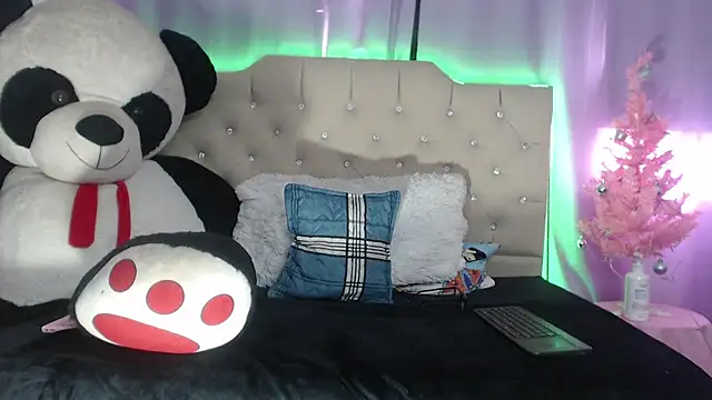 eimyy rouse online show from January 13, 2026, 7:40 pm