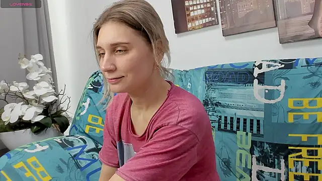 Tenderly Sophie online show from January 18, 2026, 1:20 am