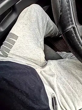 Snapshot of Djemi_7 chatting on February 25, 2026, 9:20 am Djemi 7 online show from February 25, 2026, 9:20 am