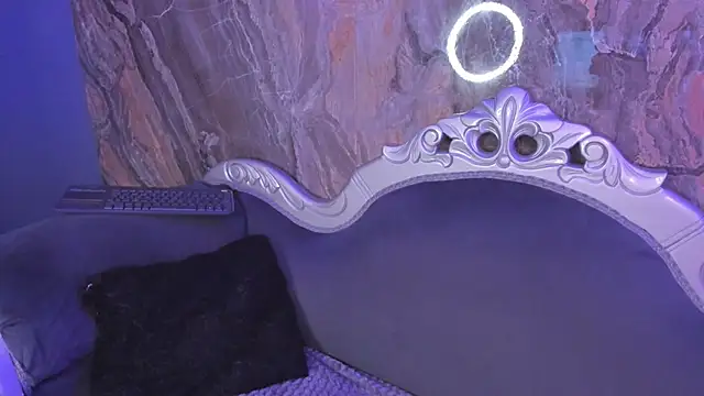 Snapshot of sydney_miller_ chatting on January 7, 2026, 11:32 pm sydney miller online show from January 7, 2026, 11:32 pm