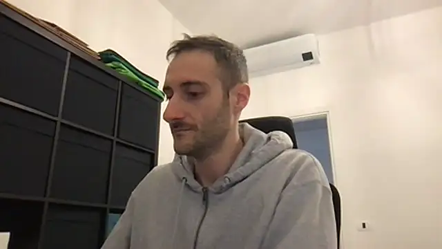 LukaShyGuy online show from February 9, 2026, 9:46 pm